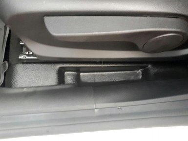 Про накладки между сиденьем и порогом Лада Веста