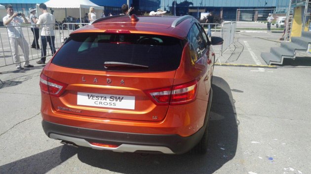 Любительские фото Весты универсал кросс