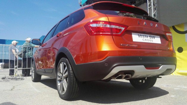 Любительские фото Весты универсал кросс