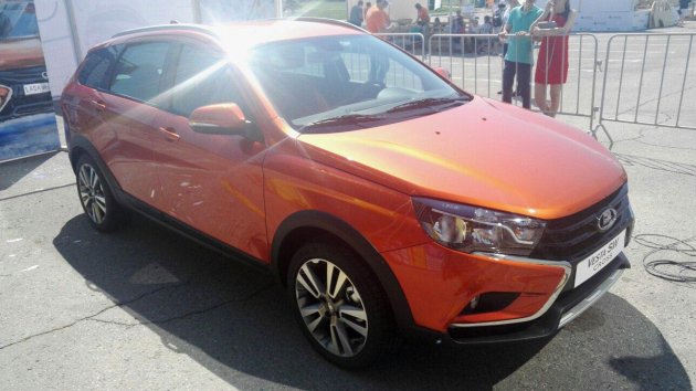 Любительские фото Весты универсал кросс