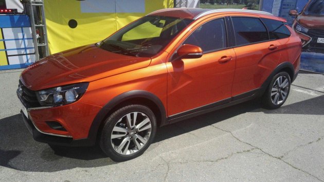 Любительские фото Весты универсал кросс