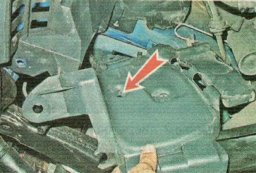 Снять брызговик lada xray