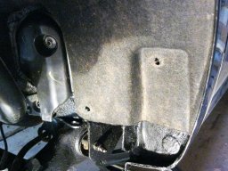 карман в задней арке Lada XRAY