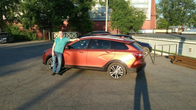 фото универсала Лада Веста Кросс