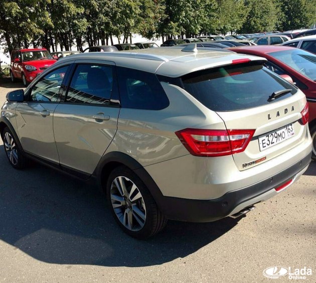 Универсал Лада Веста, цвет Карфаген: