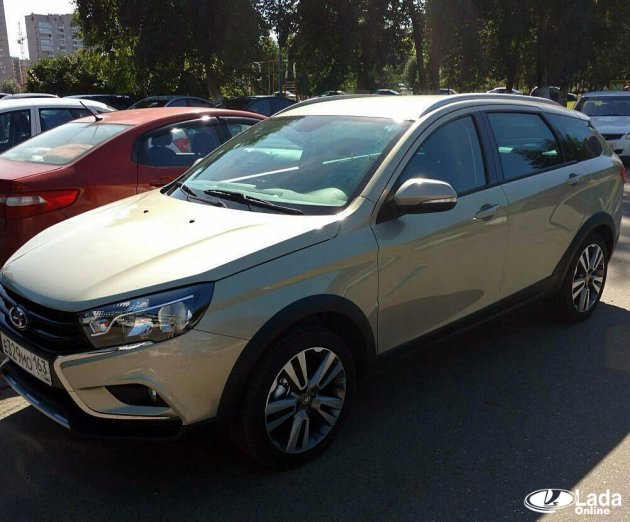 Универсал Лада Веста, цвет Карфаген: