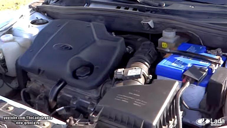Лада Гранта моторный отсек
