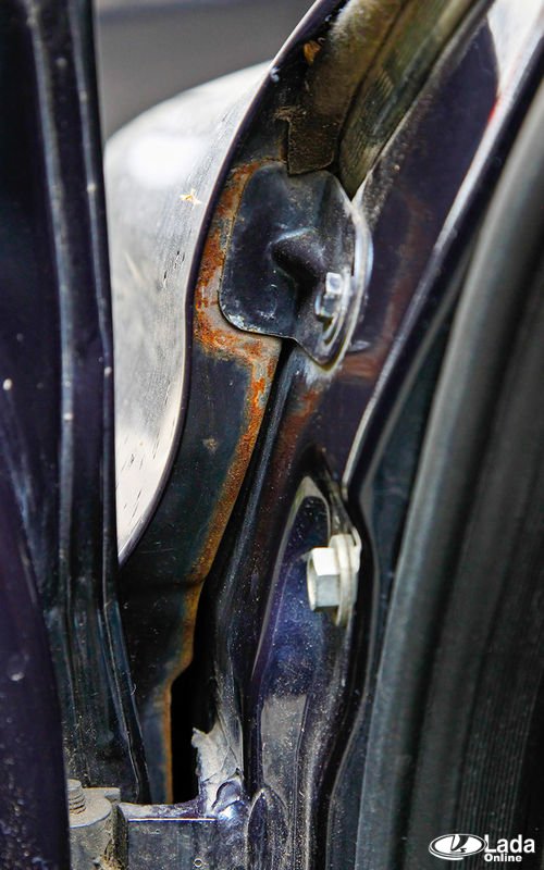 ржавчина у Лада Гранта за 5 лет эксплуатации в парке «Зарулем»