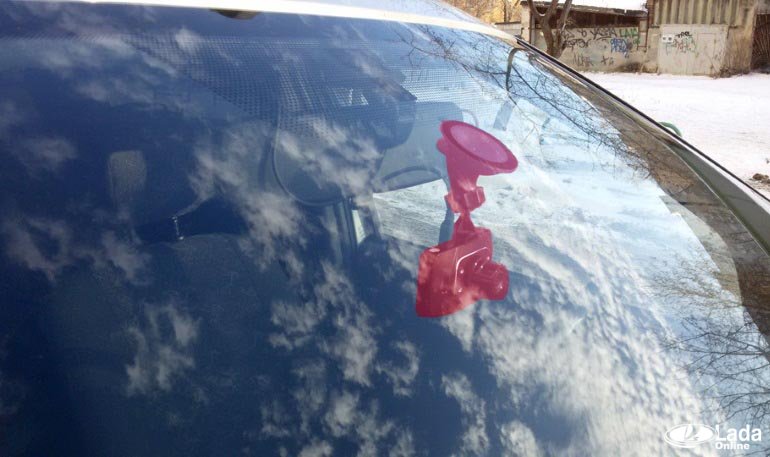 Подключение видеорегистратора и другого оборудования на Лада Ларгус