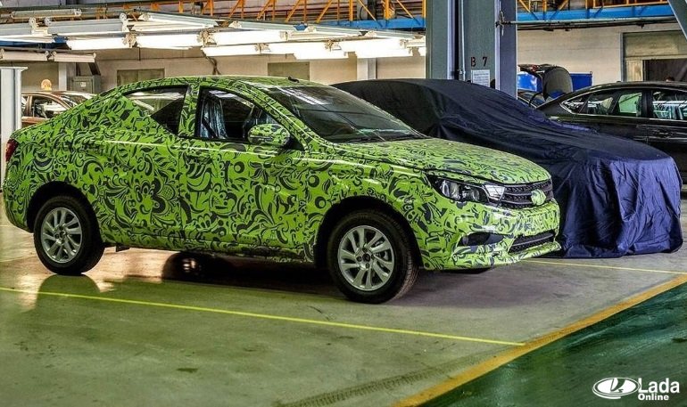 Лада Веста в камуфляжной пленке, кузов хэтчбек или лифтбек?