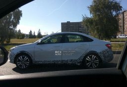 АВТОВАЗ тестирует седан Лада Веста Кросс (фото)