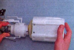 Как снять сеточку бензонасоса на Лада Веста