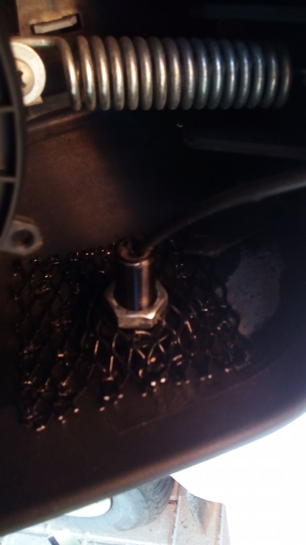 Подсветка в зеркалах Весты