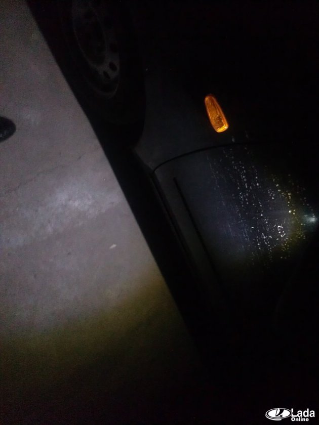 Подсветка в зеркалах Гранты/Калины