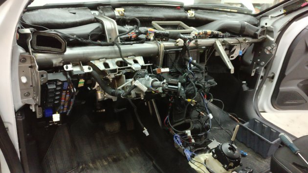 Процесс снятия торпедо Весты