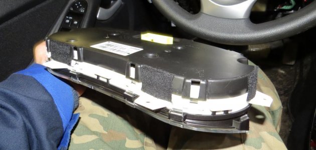 шумоизоляции панели (торпедо) на Лада Калина 2 без снятия