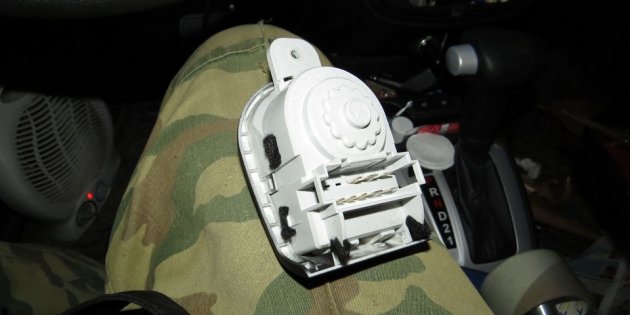 шумоизоляции панели (торпедо) на Лада Калина 2 без снятия