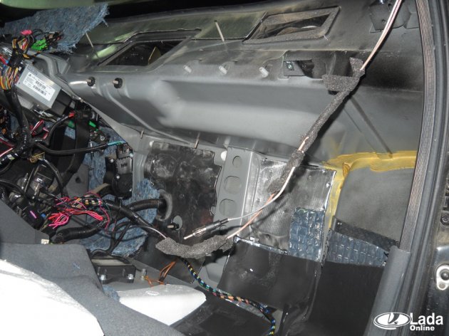 Шумоизоляция торпедо Лада Приора