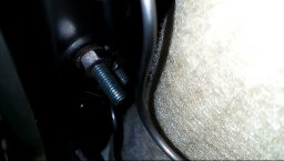 крепление второго штатного подлокотника для Лада Веста