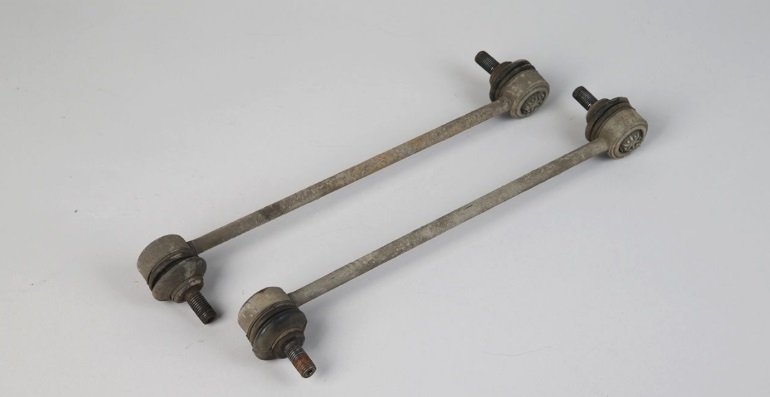 стойки стабилизатора Лада Веста