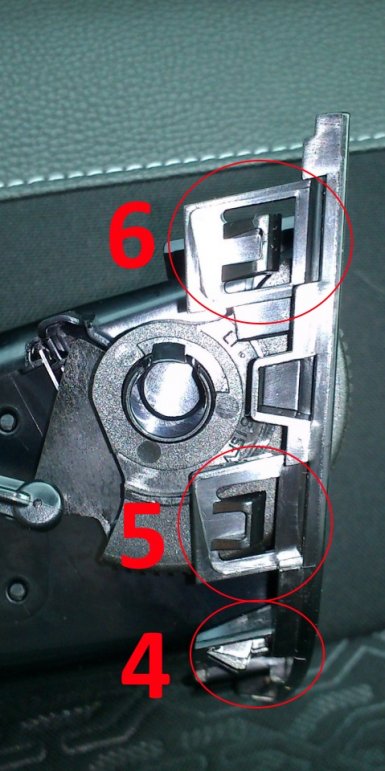 Как снять центральные дефлекторы Lada XRAY