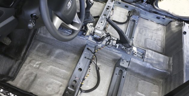 Шумоизоляция пола Lada Vesta