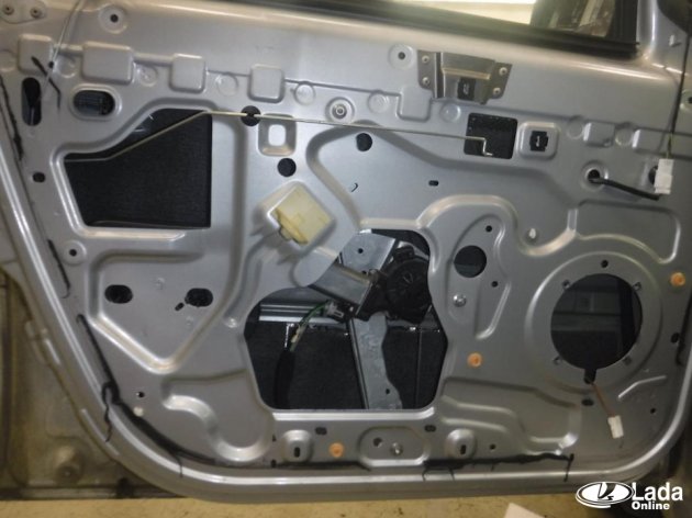 Шумоизоляция дверей Лада Ларгус