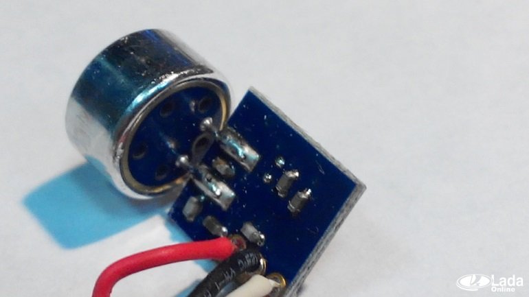 штатный микрофон на Lada Largus и XRAY