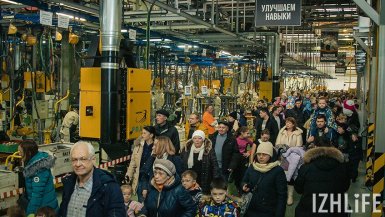 Фото и видео Дня открытых дверей на Lada Ижевск 2017