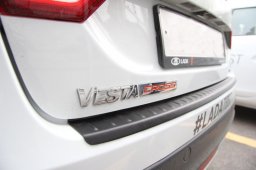 накладка на задний бампер Lada Vesta SW Cross
