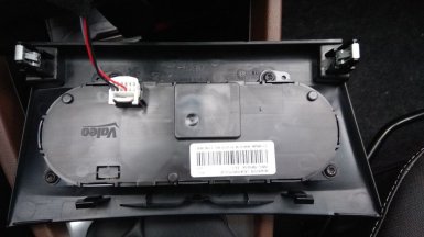 Снять центральную консоль lada xray