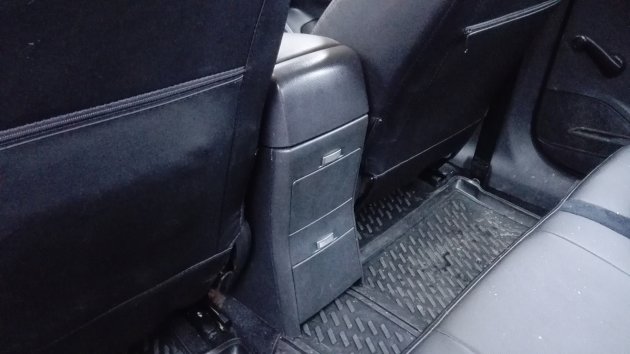 Подлокотник от Каптивы на Весту