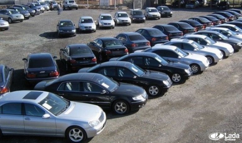 Статистика продаж подержанных автомобилей в России за 2017 г.