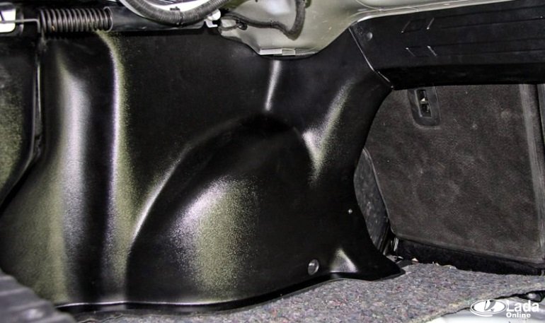 Обзор накладок на ковролин задних арок Лада Веста