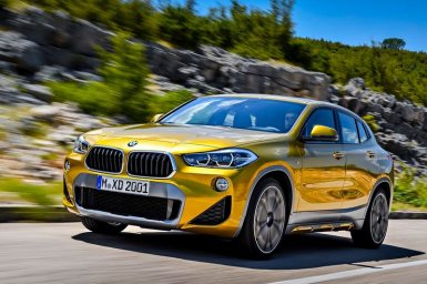 В классе компактных и премиальных кроссоверов - BMW X2