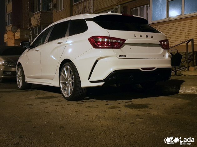 Обвес юрол на Lada Vesta SW: