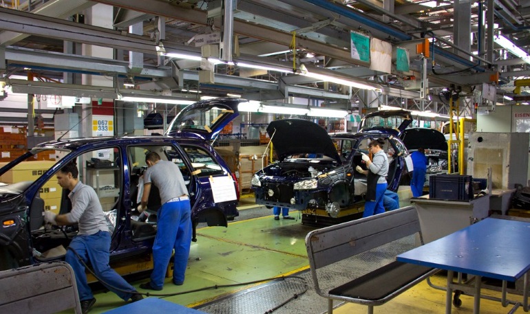 АВТОВАЗ уходит в отпуск в мае на 11 дней