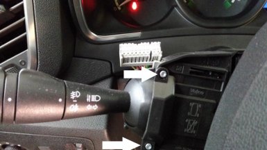 снять подрулевые переключатели на Lada XRAY