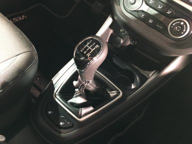 Реальные фото седана Lada Vesta Cross