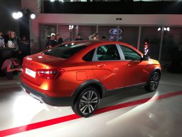 Реальные фото седана Lada Vesta Cross