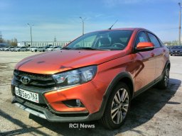 Фото первых серийных седанов Lada Vesta Cross