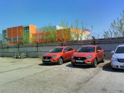 Фото первых серийных седанов Lada Vesta Cross