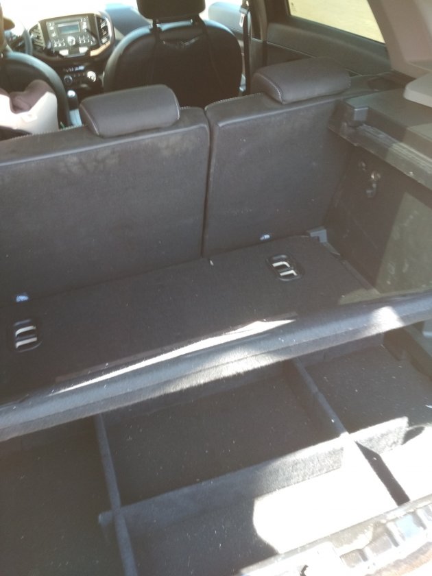 фальшпол в Lada XRAY: