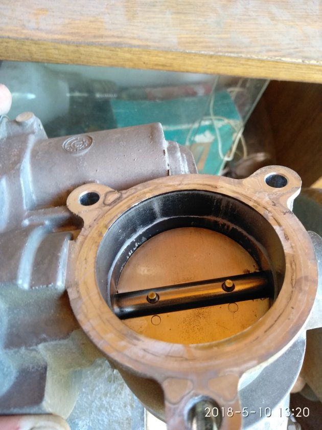 Чистка дроссельной заслонки на Lada Vesta: