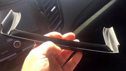 Обзор козырька для магнитолы Lada Vesta