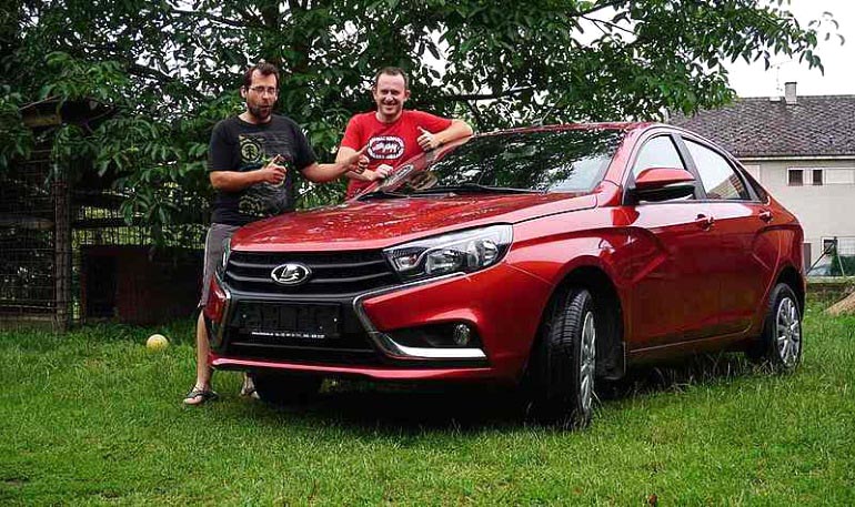 Путешественники из Чехии отправятся на Lada Vesta вокруг света