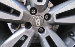 нет болта на диске лада веста