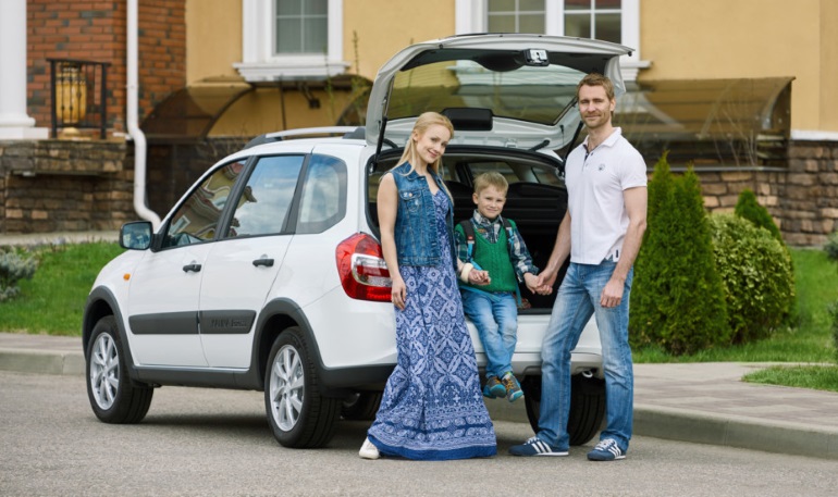 LADA - самый популярный первый автомобиль в семье россиян