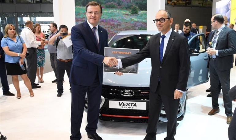 Врио губернатора Самарской области станет обладателем первой серийной Lada Vesta Sport