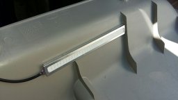 Как сделать подсветку потолочной полки на Lada Largus